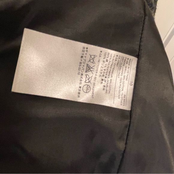 Banana Republic Tweed Blazer - Picture 7 of 7